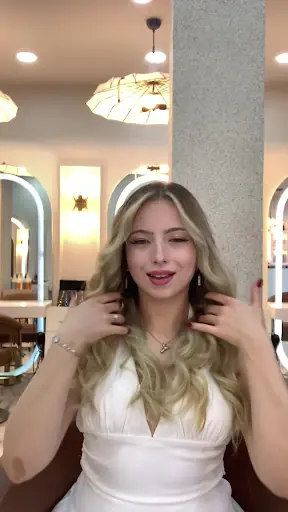 Salon Bella 2