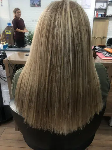 Salon Neşe Kadın Kuaförü 2
