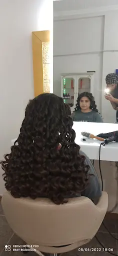 AFRODİT BAYAN KUAFÖRÜ 4