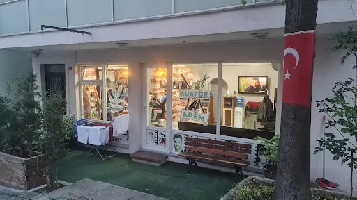 Kuaför. Sinan Adem – Kuaför, İstanbul