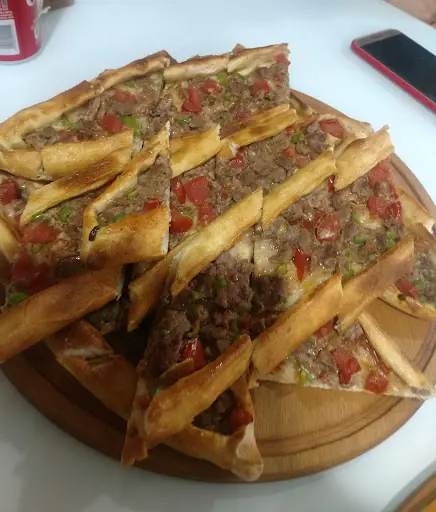 Lezzet Pide Salonu