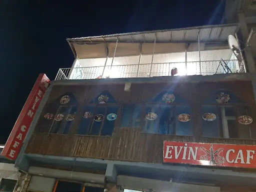 EVİN Nargile Cafe & Aile Okey Salonu