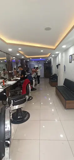 Şafak Erkek Kuaförü