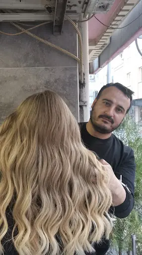 Burhan AKAR (saç tasarım) 2