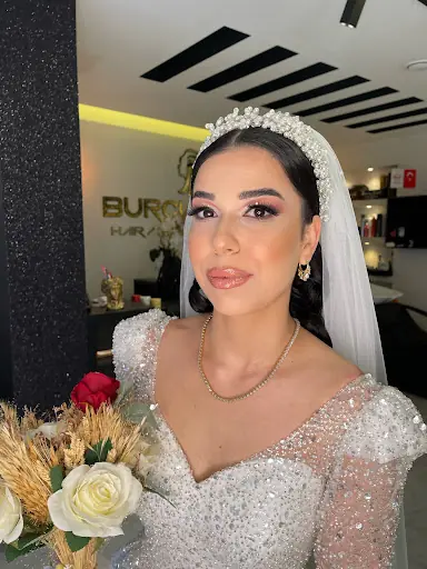 BURCU ŞANLI VIP HAİR MAKEUP STUDİO Gelin,Kına,Nişan,Söz Başı Saçı Türbanı Makyajı