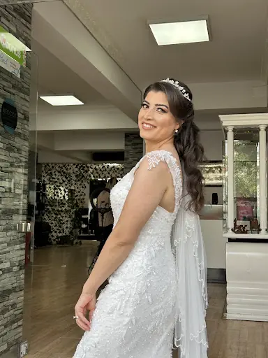 Şanlı Bayan Kuaförü