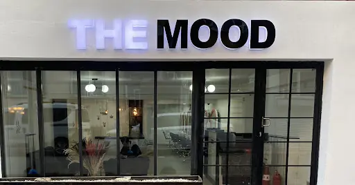 The Mood haır desıgn studıo 2