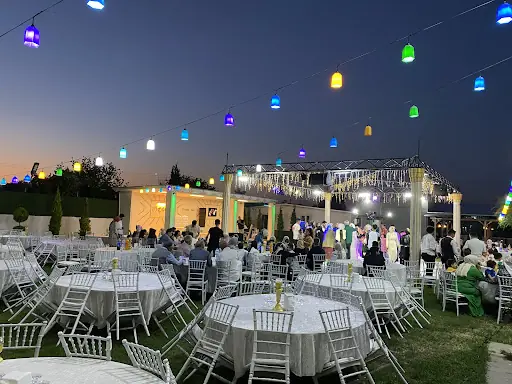 Zümrüt Düğün Salonu ve Sosyal Tesisleri 2