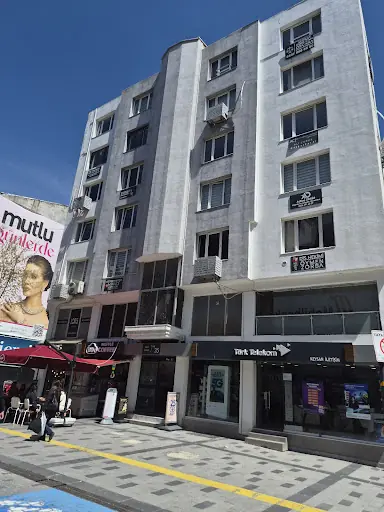 GÜLCAN KARADAĞ ESTELİFE BEAUTY 2