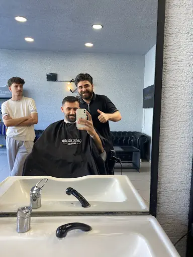 ÇağrıÖzgürHairStudio erkek kuaförü 2