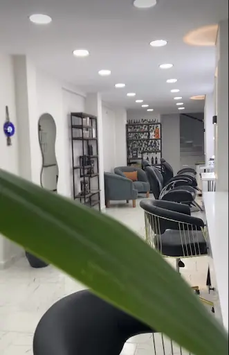 Mira Bayan Kuaförü 4