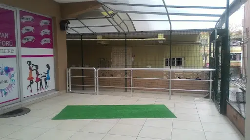 Large Bayan Kuaför Esenyalı Pendik – Tırnak / Nail Studio, Pendik, İstanbul (3. fotoğraf)