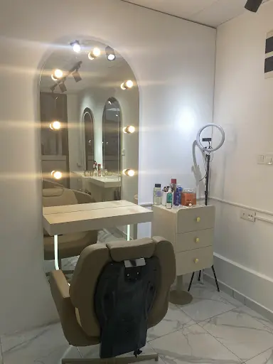 Naz Hair Studio 2