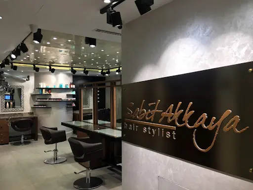 Sabit Akkaya Hair Stylist, Raffles İstanbul