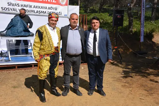 Sivas Hafik Akkaya Köyü Sosyal Yardımlaşma Derneği – Diğer (Güzellik), İstanbul