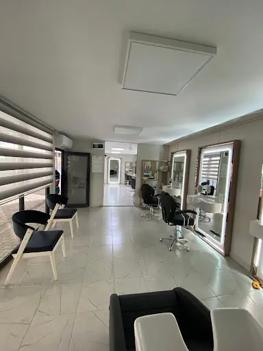 Salonn Tülay