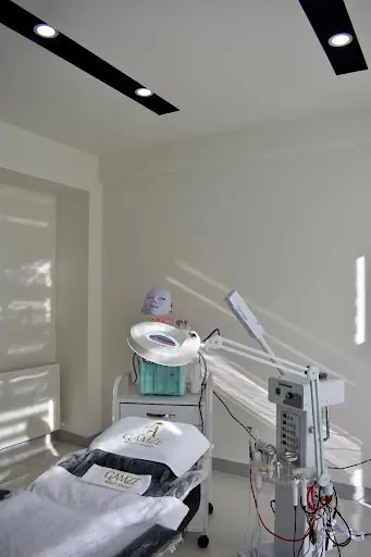 Gamze Beauty Studio 3