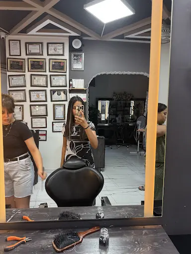 Demet Çelik Güzellik Salonu