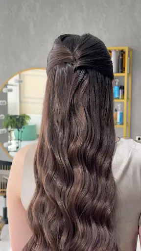 Abdullah Karakoç Difference Hair Salloon 3