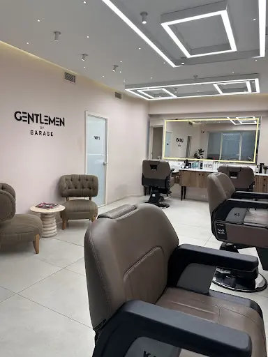 Garage Hair Repair Studio Levent İstanbul Kuaför Salonu 2
