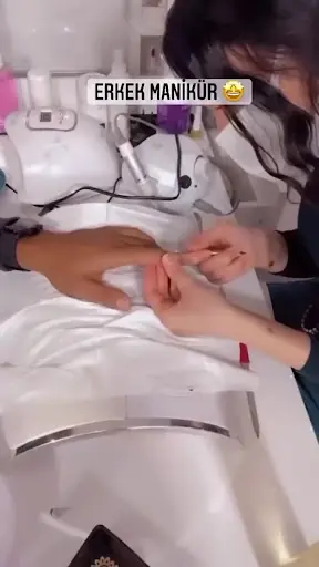 Perla Rossa İstanbul Güzellik ve Saç Bakım Salonu 4