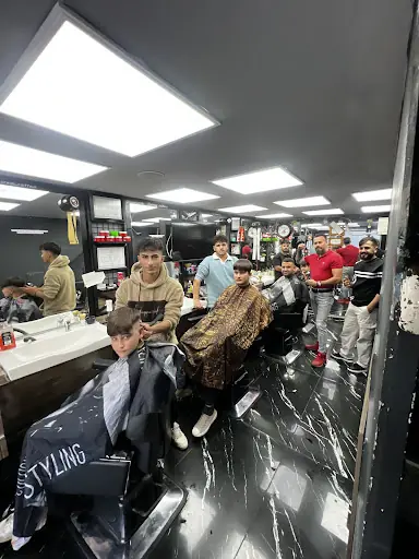 Crazy Coiffeur 4