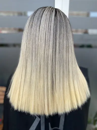 ZEYNEP GÖKSU KUAFÖR SALONU 4