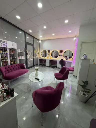 Salon Deniz – Tırnak / Nail Studio, İstanbul
