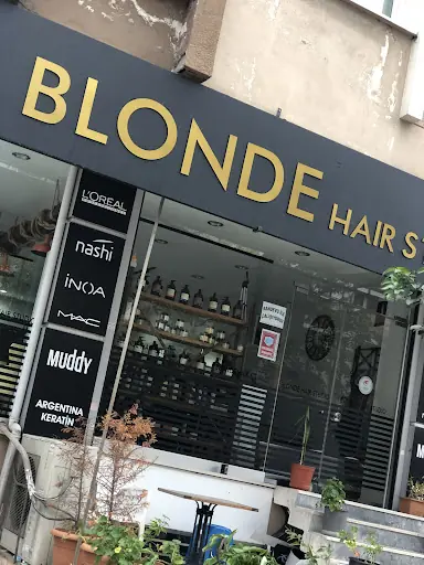 Furkan Sanır Hair Make Up kuaför avcılar – Gelin Kuaförü, Avcılar, İstanbul