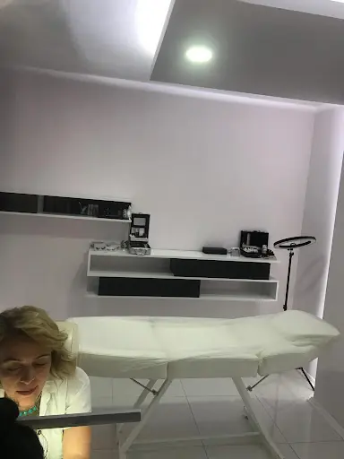 Laden Güzellik Merkezi 4