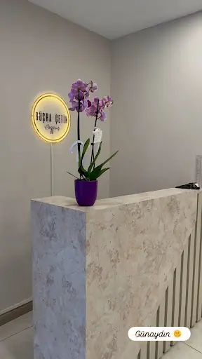 Büşra Çetin Coiffeur 2