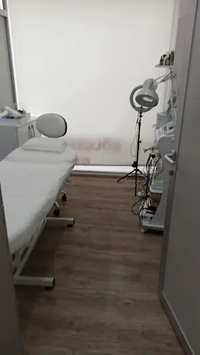 Parıltı Güzellik – Tırnak / Nail Studio, İstanbul