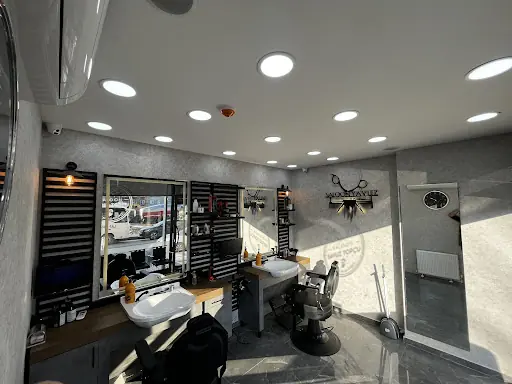 Saloon yavuz topçu erkek kuaförü 2
