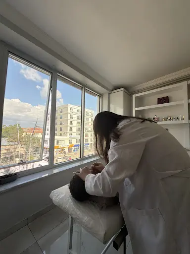 Ellaura Güzellik Merkezi 4
