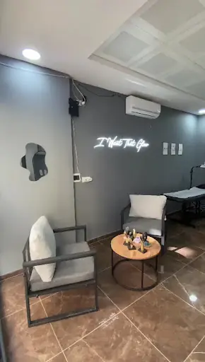 ShineByEzo Studio 3