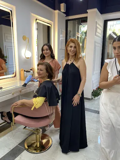 ŞÜKRAN KAVAK HAİR SALON