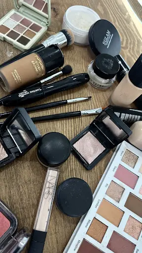 Luna Makeup & Hair Studio