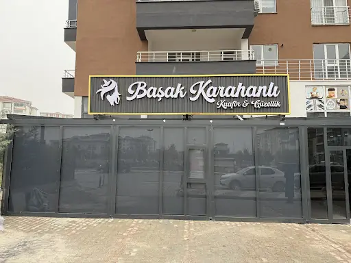Başak Karahanlı Kuaför ve Güzellik 2