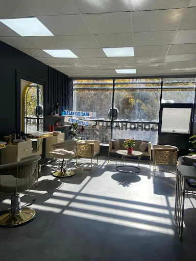 SoHo Hair Design ( Elazığ Bayan Kuaförü ) 4