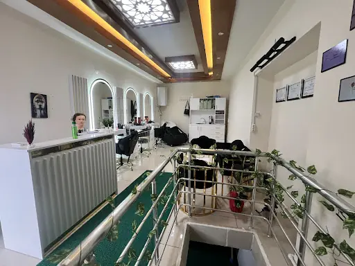 Gümüş Bayan Kuaförü – Kamanda 3