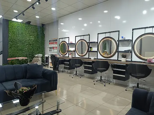 NEHİR KUAFÖR VE GÜZELLİK SALONU