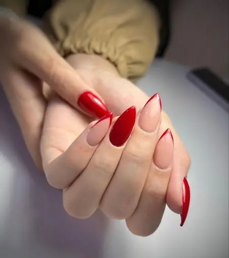 Avcılar Protez Tırnak By Gülşah Akgüneş – Tırnak / Nail Studio, Avcılar, İstanbul (4. fotoğraf)