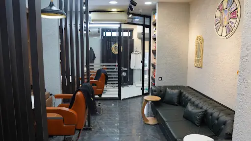 Altuğ Çabuk Bay Bayan Güzellik Merkezi