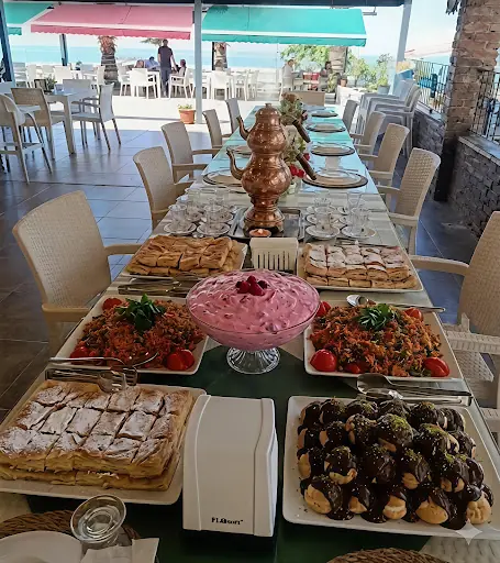 Tatlı Kafe Yakakent