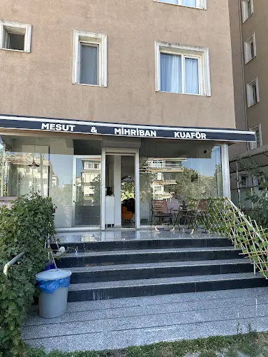 Mesut & Mihriban Kuaför Protez Tırnak Maltepe 2