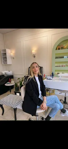Büşra Gülgör Makeup Studio 2