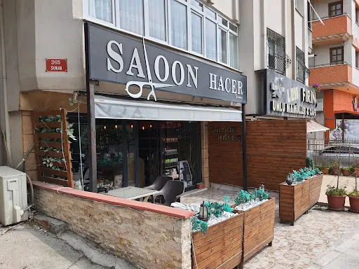 Saloon Hacer Yılmaz