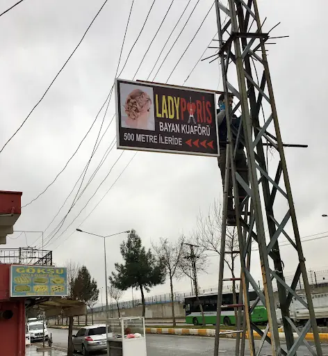 Lady Paris Bayan Kuaförü ve Güzellik Merkezi (Düğün Davetiye ve Gelin Çiçeği Satışı)