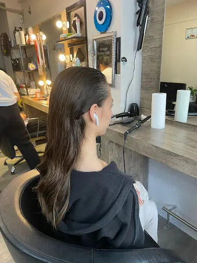 Kaan Bayan Kuaförü/Hair designer