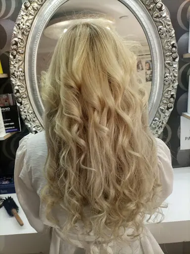 Özlem bayan kuaförü ağda salonu 4